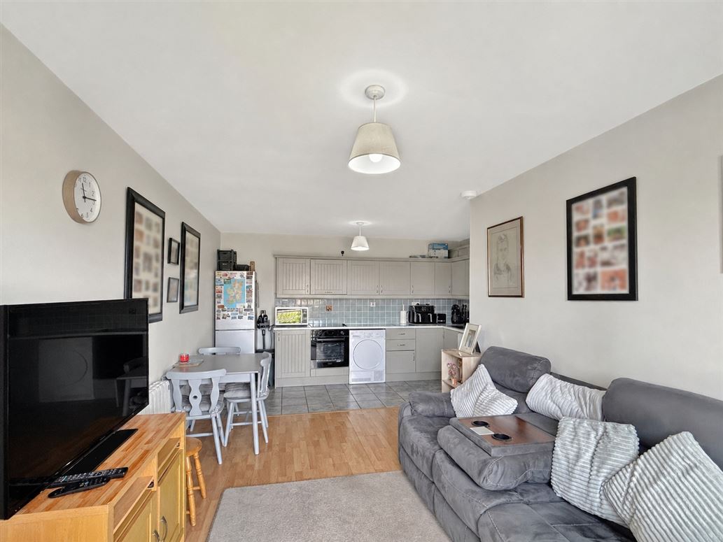 Apartment 24 Larnach, Bohermore, Galway