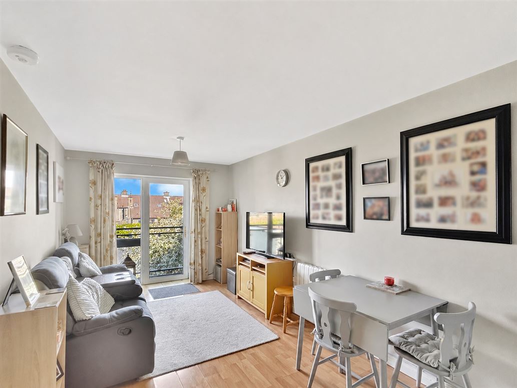 Apartment 24 Larnach, Bohermore, Galway