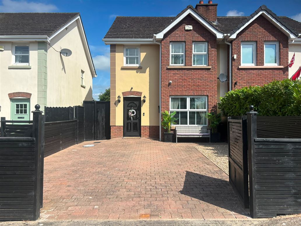 8 Gleann Alainn, Tullyallen, Louth