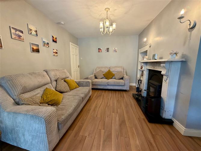 242 Glenwood, Dundalk, Louth