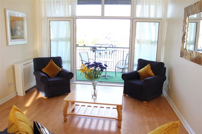 33 Inver Gael, Carrick-on-shannon, Roscommon