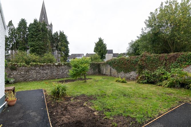 La Cova, The Fairgreen, Clara, Co. Offaly