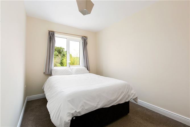 7 The Crescent, Straffan Wood, Maynooth, Co. Kildare