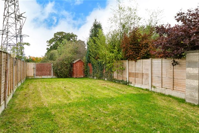7 The Crescent, Straffan Wood, Maynooth, Co. Kildare