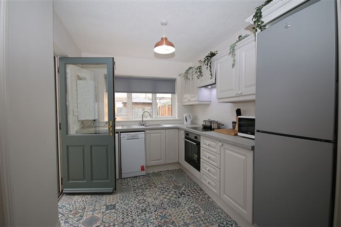 17 Woodland Park, Rush, County Dublin