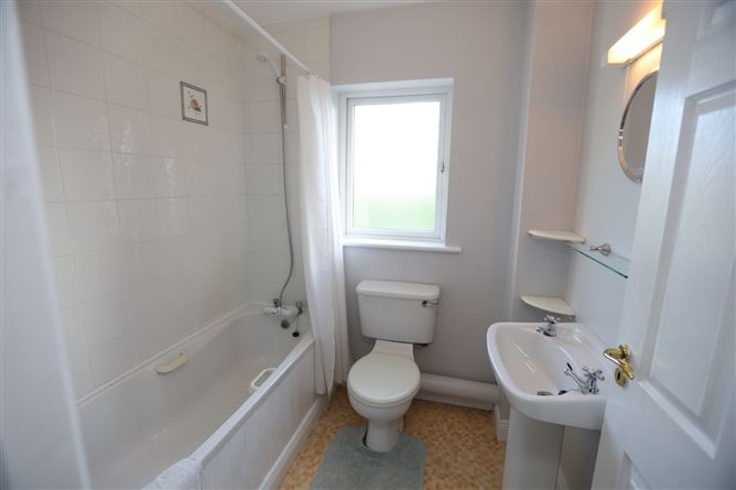 10 Rosewood Lawn, Bandon, West Cork