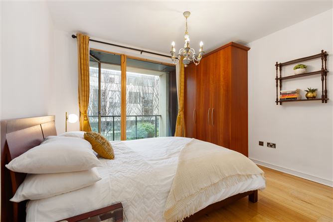 2 Hanover Riverside, Forbes Street, Grand Canal Dock, Dublin 2