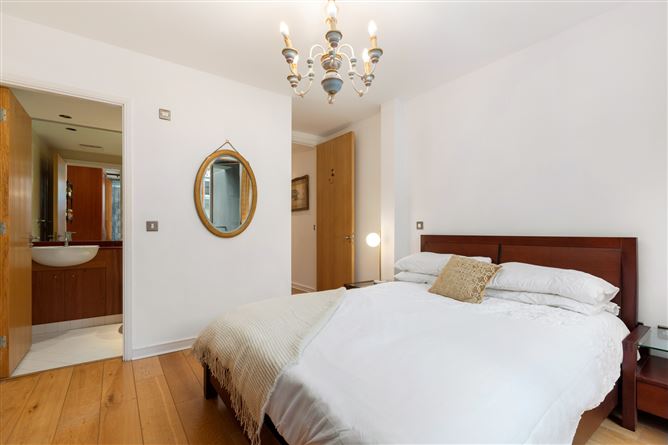 2 Hanover Riverside, Forbes Street, Grand Canal Dock, Dublin 2