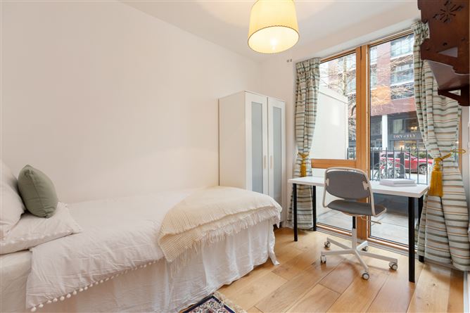 2 Hanover Riverside, Forbes Street, Grand Canal Dock, Dublin 2