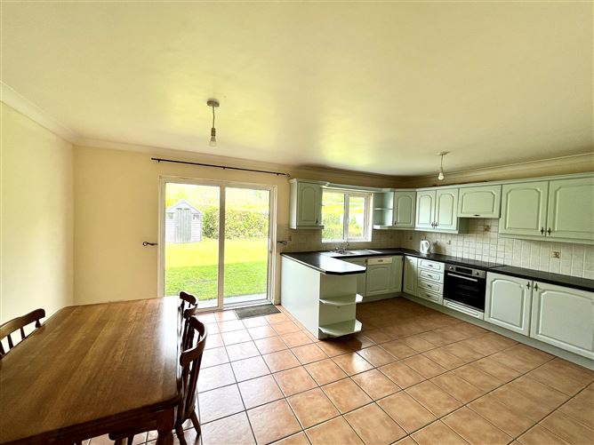 12 Castlemaine Bridge, Clogher, Tralee, Kerry
