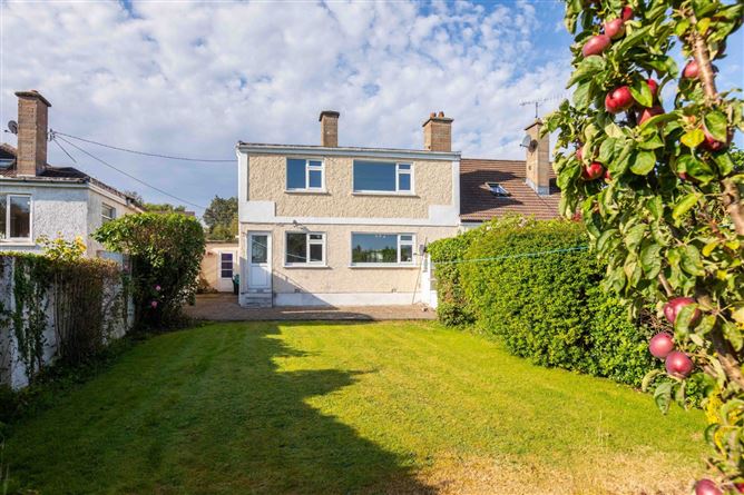 8 Ardagh Grove, Blackrock, Co. Dublin