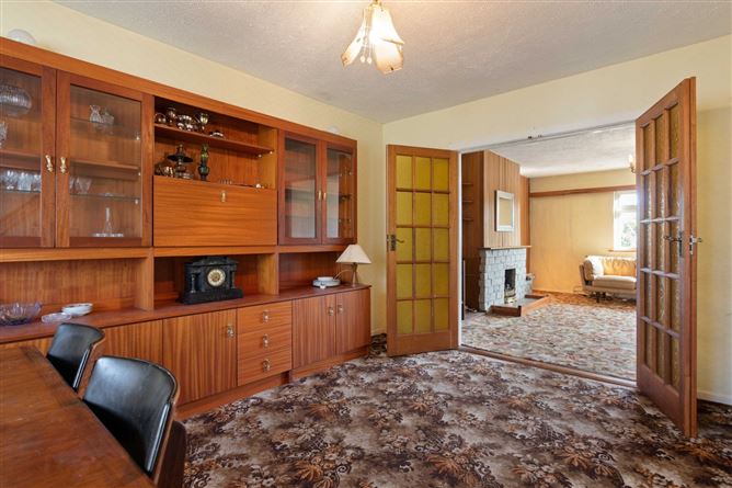 8 Ardagh Grove, Blackrock, Co. Dublin