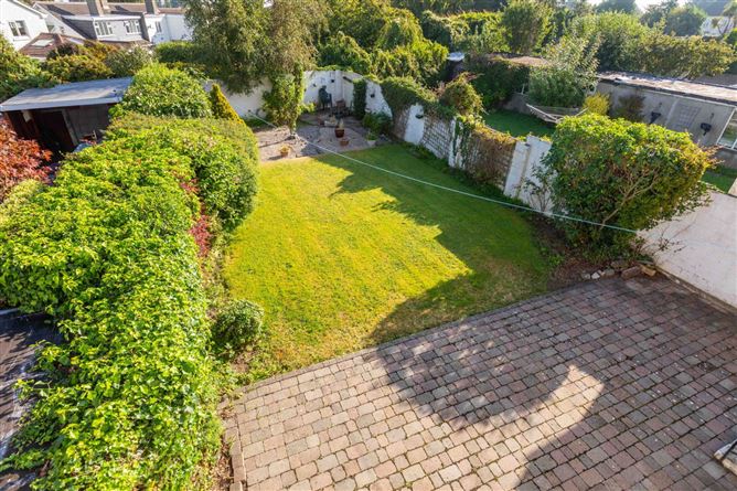 8 Ardagh Grove, Blackrock, Co. Dublin