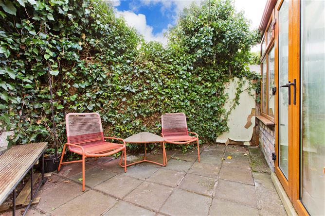 10 Clarke Terrace, Rialto, Dublin 8