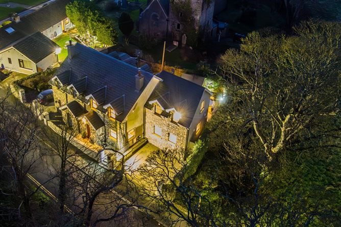 2 Sycamore Hill, The Square, Donabate, Co. Dublin
