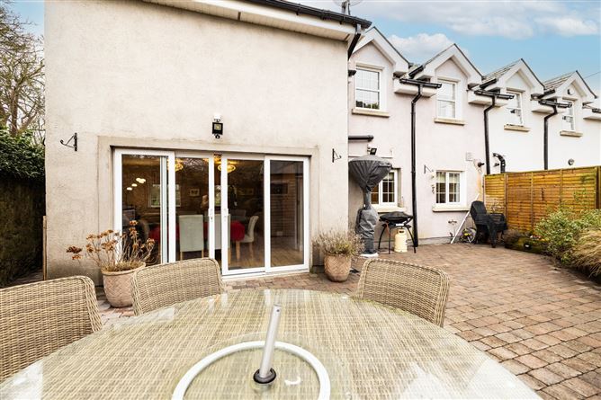 2 Sycamore Hill, The Square, Donabate, Co. Dublin