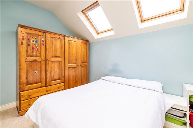 2 Sycamore Hill, The Square, Donabate, Co. Dublin