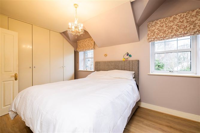 2 Sycamore Hill, The Square, Donabate, Co. Dublin