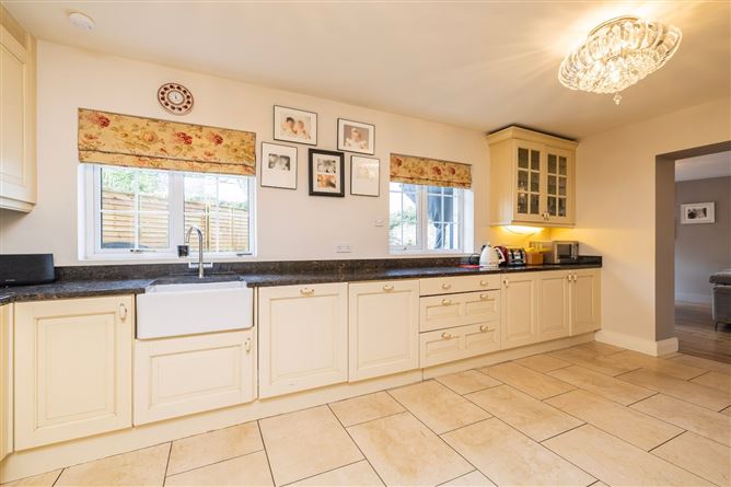 2 Sycamore Hill, The Square, Donabate, Co. Dublin
