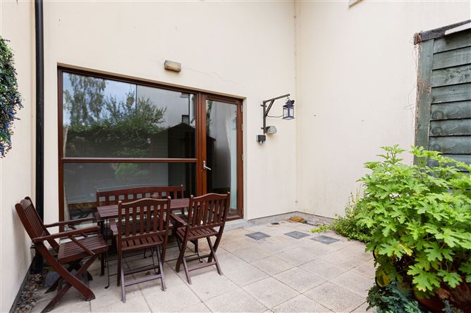 Apartment 1, Castlegate Dene, Adamstown, Dublin