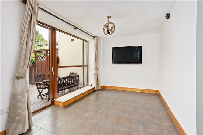 Apartment 1, Castlegate Dene, Adamstown, Dublin