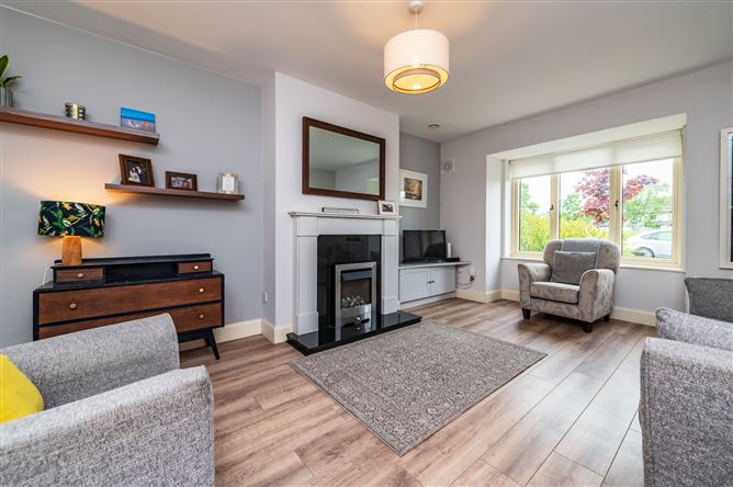 https://photos-a.propertyimages.ie/media/9/0/5/5009509/ee1e9c06-44ed-4d4a-8ad9-306dbcfc5ca6_l.jpg
