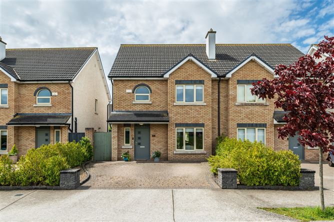https://photos-a.propertyimages.ie/media/9/0/5/5009509/ee1e9c06-44ed-4d4a-8ad9-306dbcfc5ca6_l.jpg