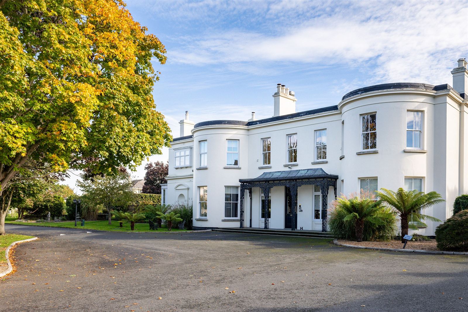 Photo 1 of 36 — Apartment 1, Main House, Simmonscourt Castle, Ballsbridge, Dublin 4