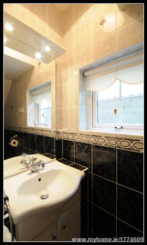 Photo 18 of 21 — 6 WOODLAWN VIEW, Santry, Dublin 9