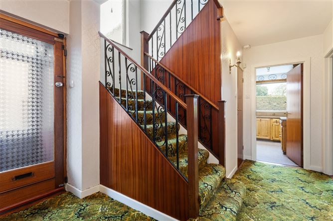 10 Oak Lawn, Castleknock, Dublin 15
