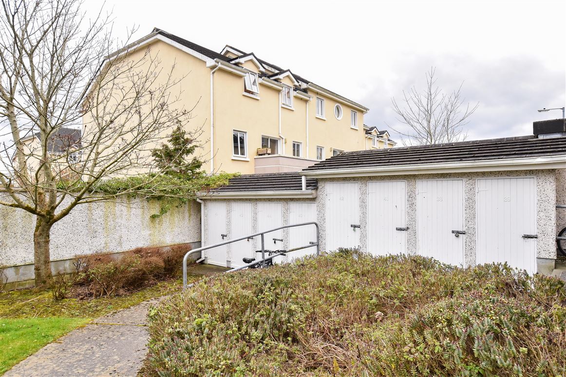 38 Gleann Noinin, College Road, Galway City 38 Gleann Noinin, College Road, Galway City