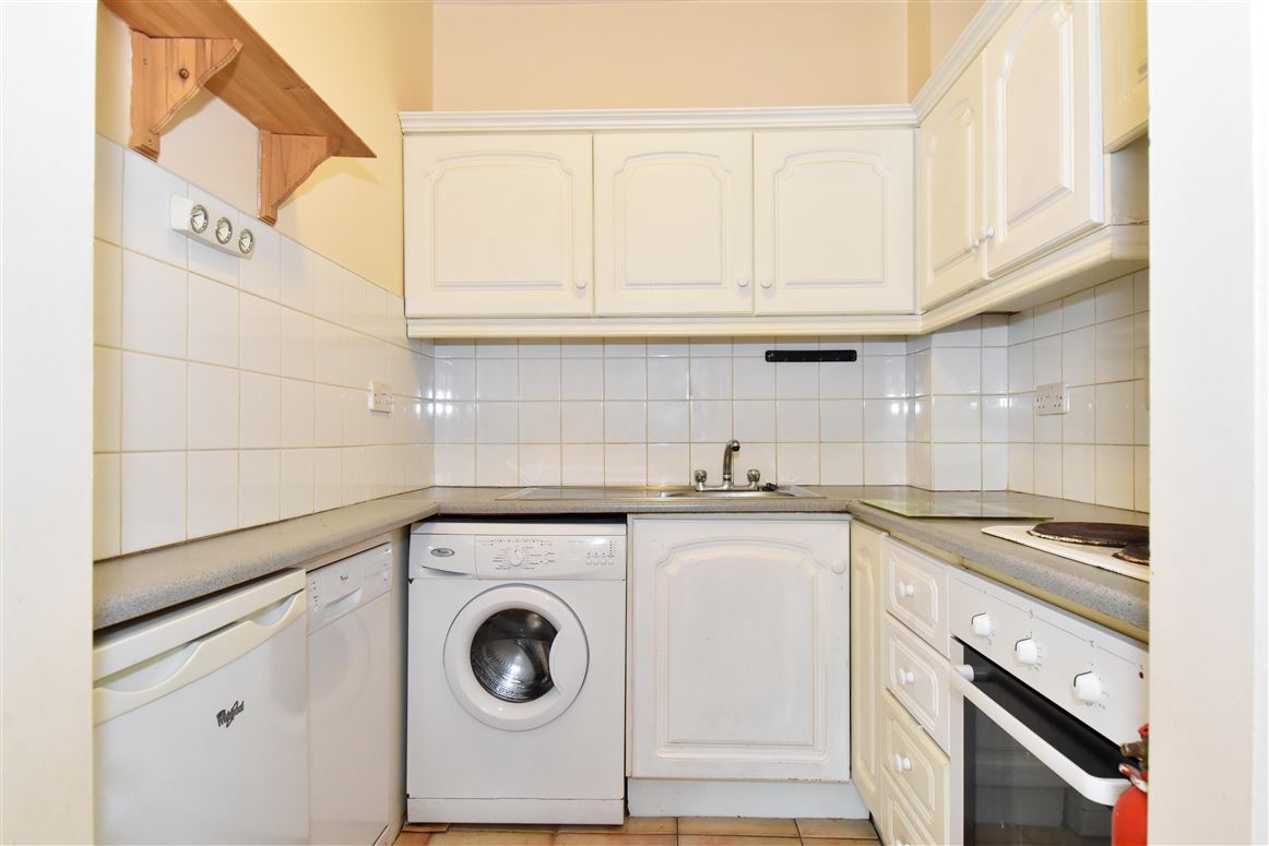 38 Gleann Noinin, College Road, Galway City 38 Gleann Noinin, College Road, Galway City