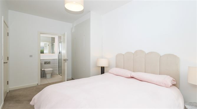 49 The Grove, Saint Marnock's Bay, Portmarnock, Dublin