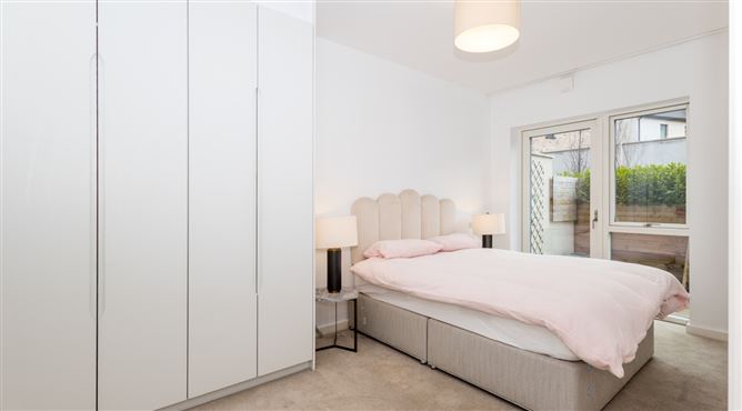 49 The Grove, Saint Marnock's Bay, Portmarnock, Dublin