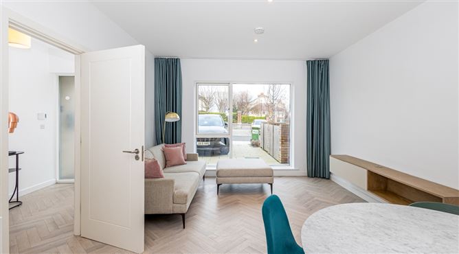 49 The Grove, Saint Marnock's Bay, Portmarnock, Dublin