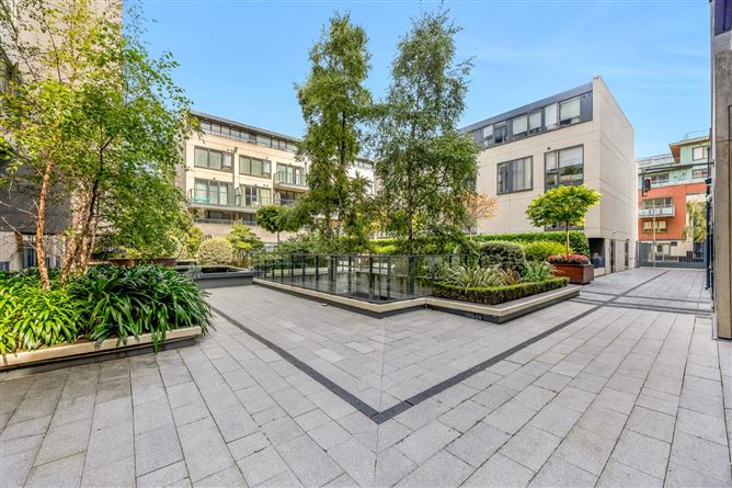 33 Hanover Dock, Grand Canal Dk, Dublin 2