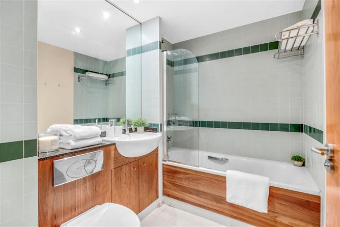 33 Hanover Dock, Grand Canal Dk, Dublin 2