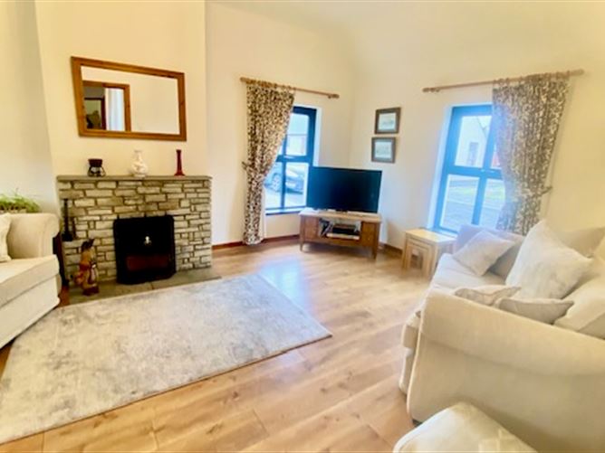 11 Kinnegar Close, Rathmullan, Donegal