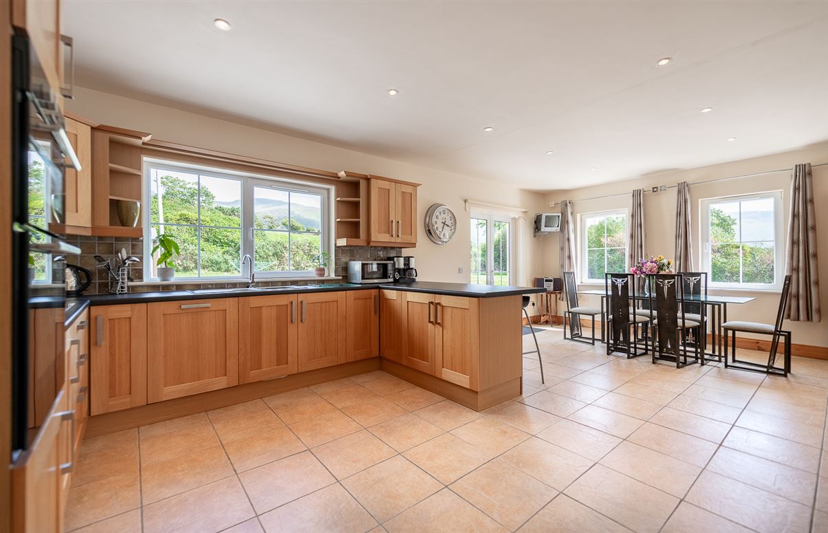 Clogherane, Lauragh Upper, Kenmare, Co. Kerry, V93 Y681