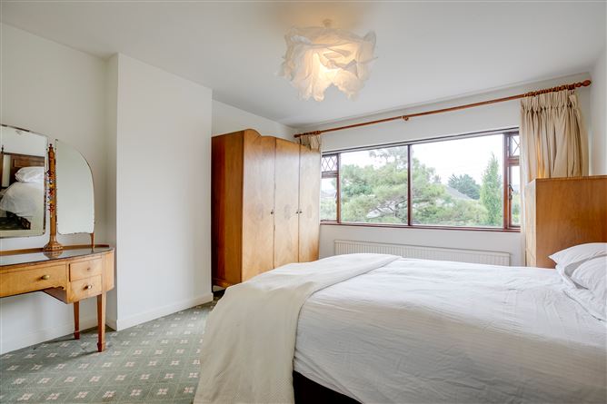 Linda Vistabh, 15 Edenbrook Park, Rathfarnham, Dublin 14