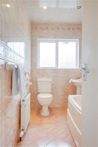Linda Vistabh, 15 Edenbrook Park, Rathfarnham, Dublin 14