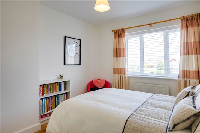 83 Grangebrook Avenue, Rathfarnham, Dublin 16