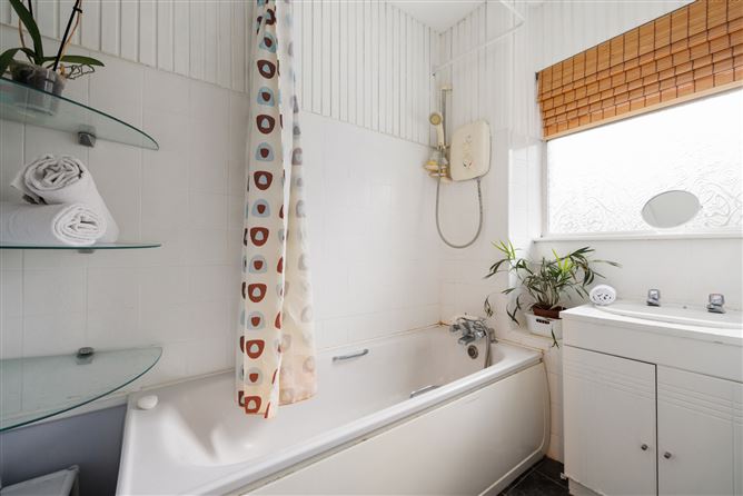 11 Charnwood, Vevay Road, Bray, Co. Wicklow