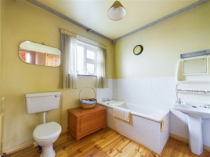 Bergamo, 2 Moyne Road, Thurles, Co. Tipperary
