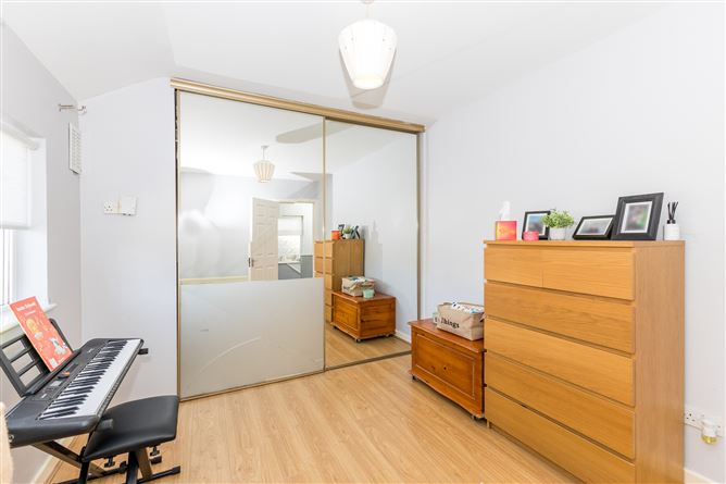 25 Lorcan Avenue, Santry, Dublin 9