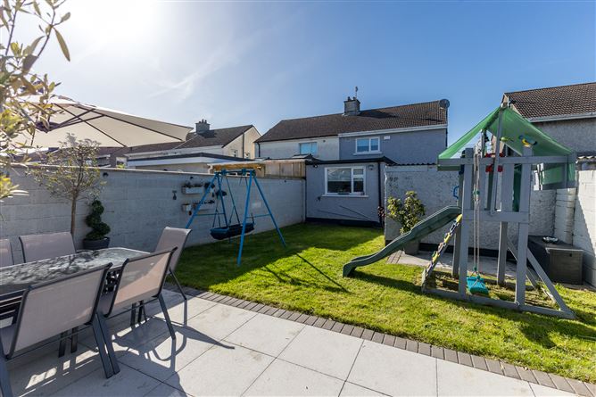 25 Lorcan Avenue, Santry, Dublin 9