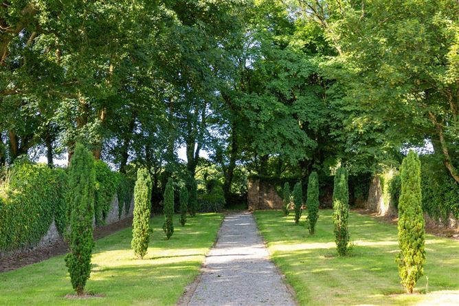 Pembrokestown House, Gaulstown, Butlerstown, Co. Waterford