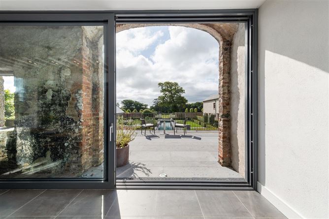 Pembrokestown House, Gaulstown, Butlerstown, Co. Waterford