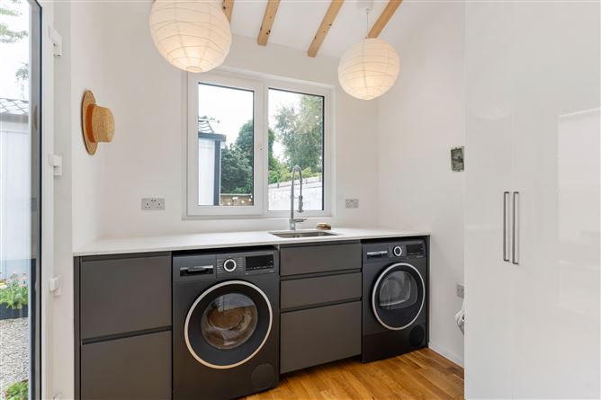 Photo 6 of 14 — 2 Strand Mews, Lea Road, Sandymount, Dublin 4