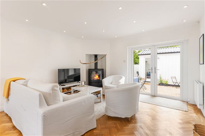 Photo 4 of 14 — 2 Strand Mews, Lea Road, Sandymount, Dublin 4
